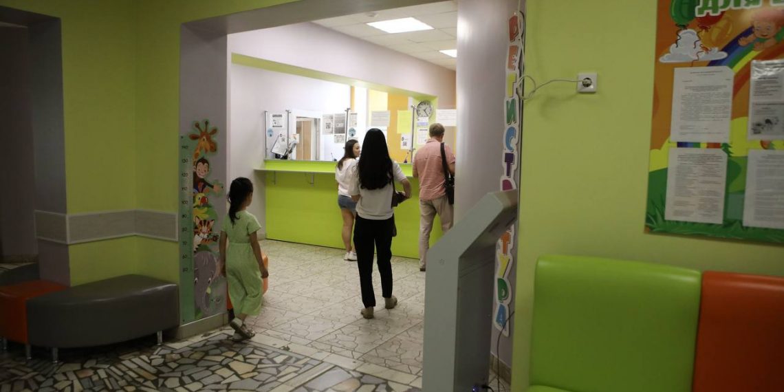 Детскую поликлинику на Камышинской в Ульяновске приведут в полный порядок до конца 2024-го