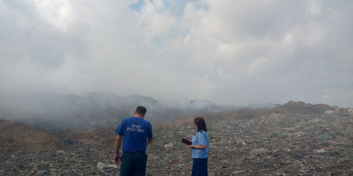В Кузоватовском районе Ульяновской области загорелся мусорный полигон