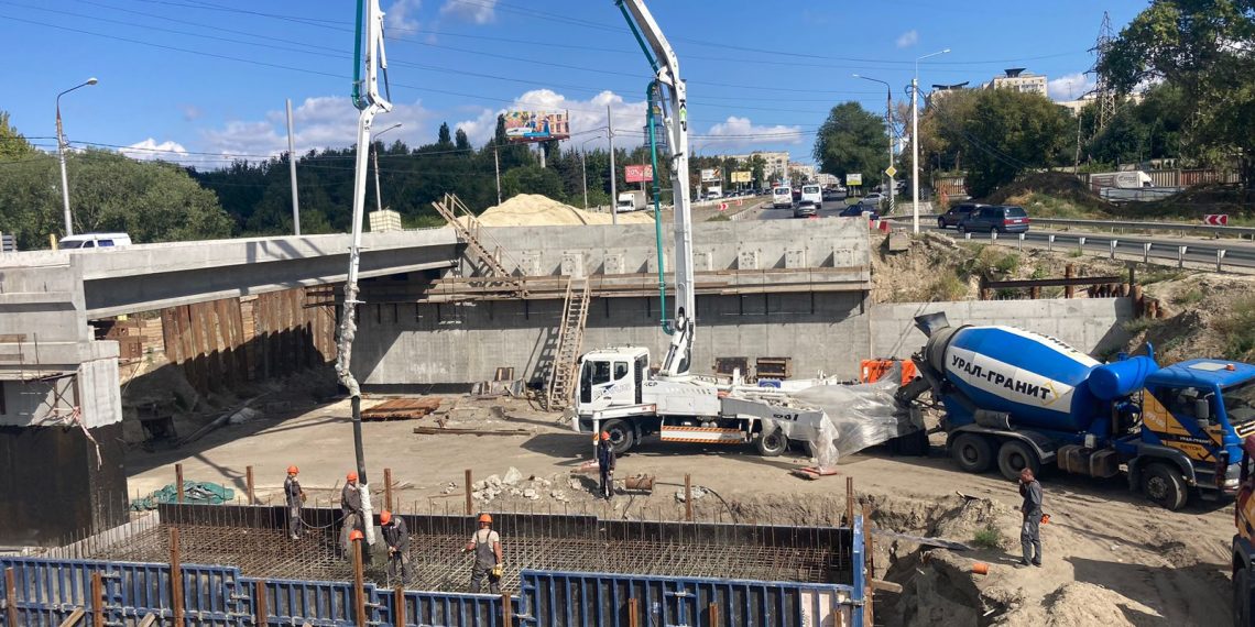 На Минаевском мосту в Ульяновске забетонировали часть опоры №1