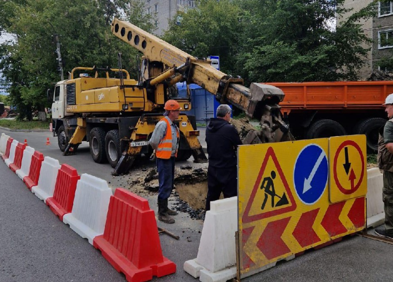 Восемь МКД на Рябикова в Ульяновске остались без воды из-за аварии