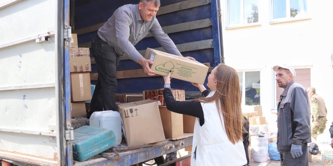 Три тонны гуманитарки отправили из Ульяновска в зону СВО для наших именных батальонов