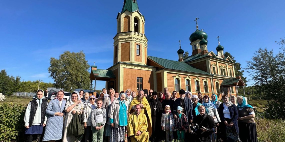 Ульяновские паломники посетили храм, в котором молился автор «Аленького цветочка»