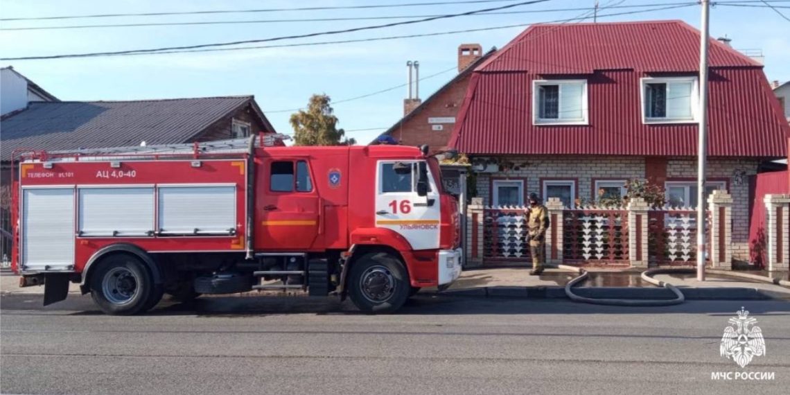 Пожарные не дали сгореть целому кварталу на севере Ульяновска