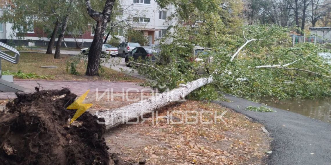 Ураган свирепствует в Ульяновске