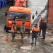На перекрестке Воробьева и Яковлева КамАЗ провалился в асфальт