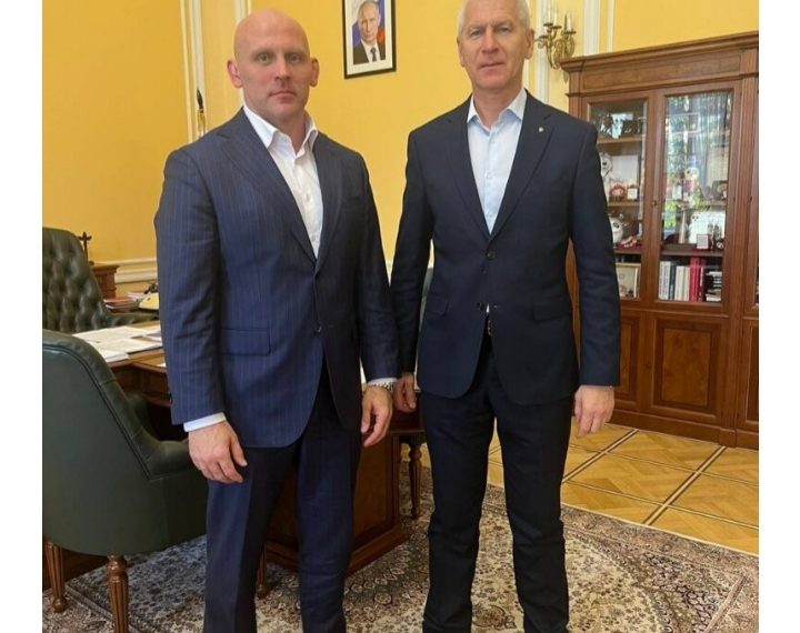 Министра спорта Ульяновской области представили министру спорта РФ