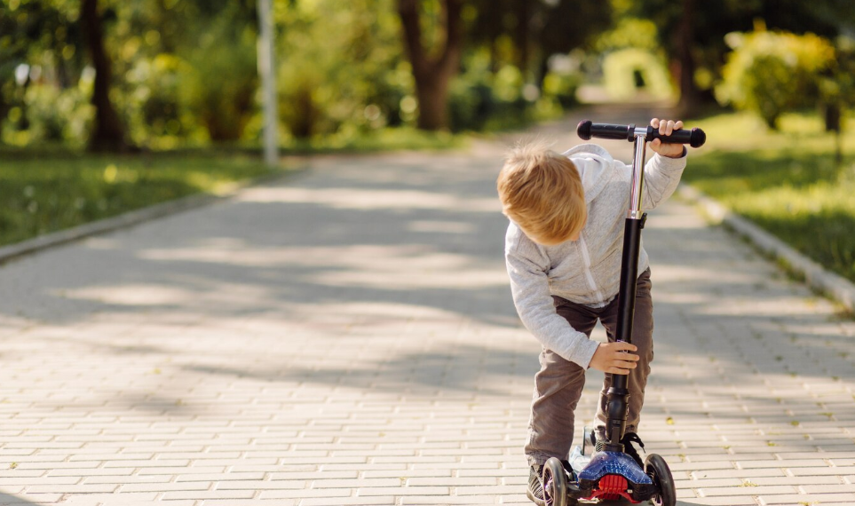 10-летнего мальчика на самокате сбила иномарка на проспекте Столыпина в Ульяновске