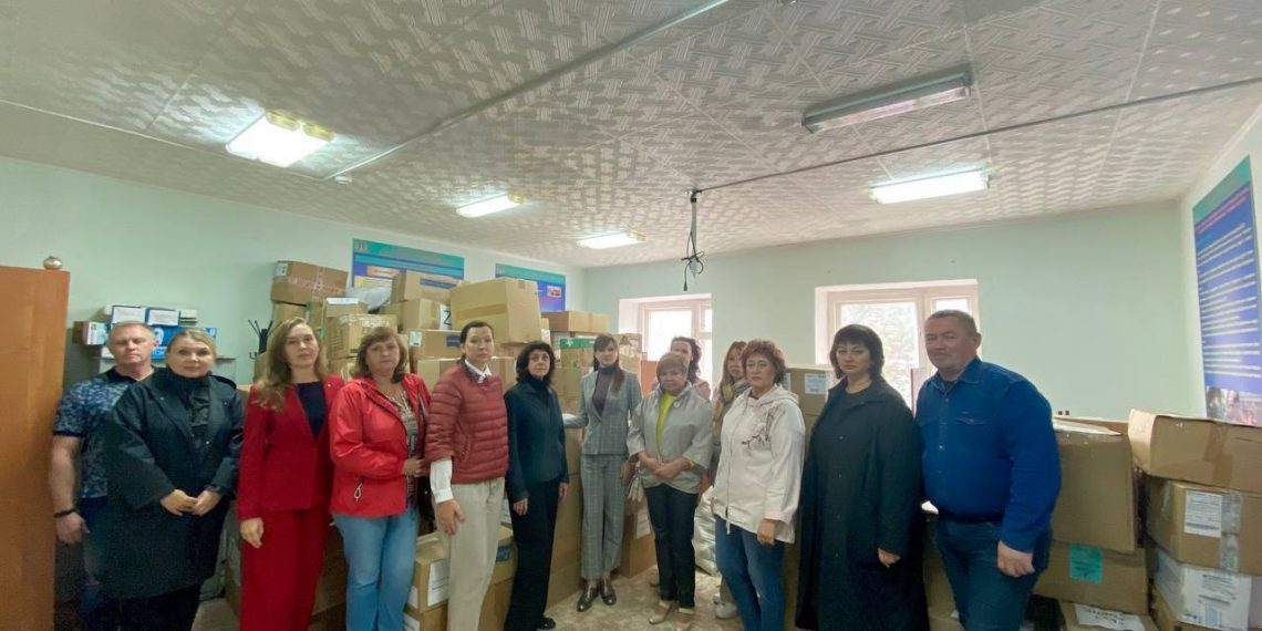 Полторы тонны гуманитарки в зону СВО собрали и отправили ульяновские медики