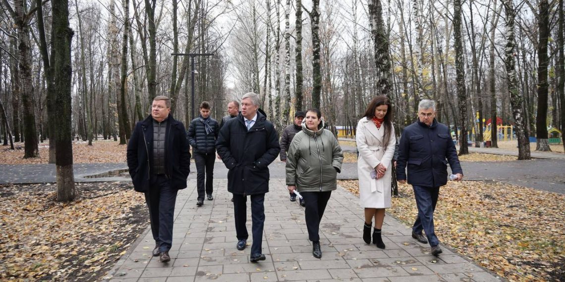 Русских проинспектировал места в Ульяновске, на которые жаловались горожане