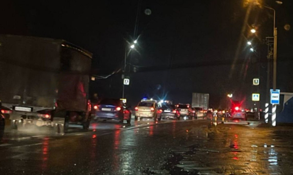 Около Мирного «Веста» сбила мужчину и женщину