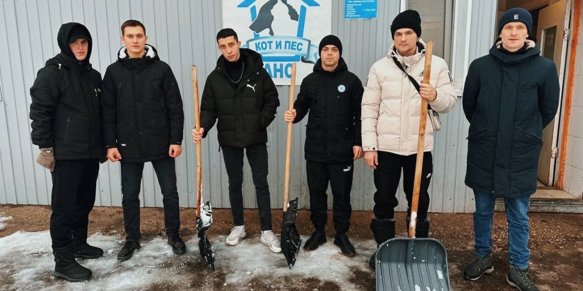 Ульяновские осуждённые устроили комфортную жизнь бездомным собакам