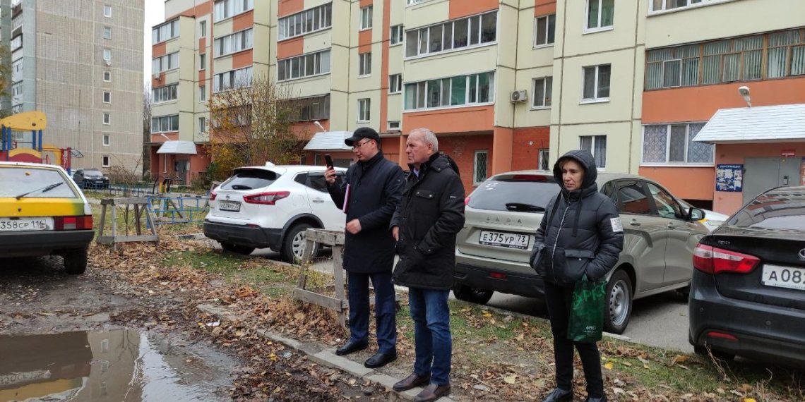 Рябикова, 122 в очередной раз затопило из-за отсутствия ливнёвки