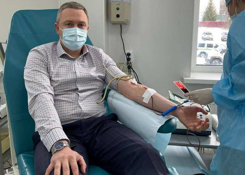 Заммэра Ульяновска Дмитрий Зверев поделился собственной кровью