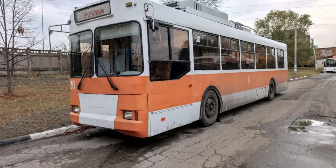 Вдоль парка «Прибрежный» в Ульяновске натянут новые троллейбусные провода
