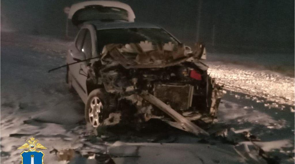 Женщина на «Патриоте» разбила «морду» «Пежо» на трассе «Казань – Ульяновск»