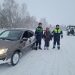 Открутилось колесо, кончился бензин: кому помогли ульяновские гаишники на заснеженных трассах