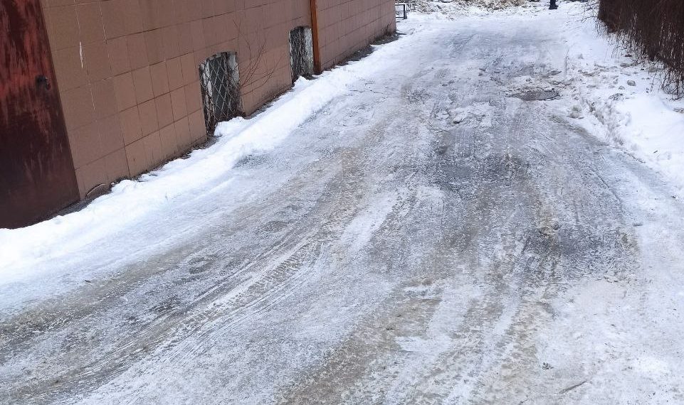 В травмпункты Ульяновска невозможно попасть из-за гололеда
