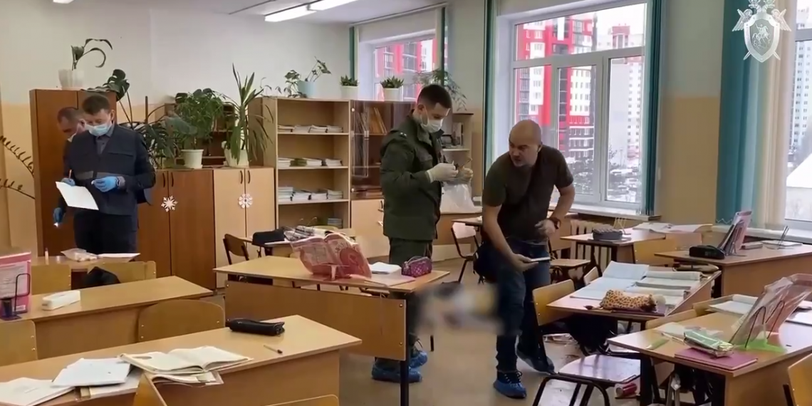 Русских выразил соболезнования по поводу трагедии со стрельбой в школе №5 города Брянска