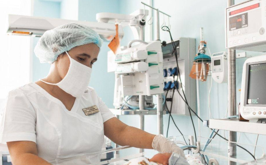 Две двойни появились на свет в Ульяновском областном роддоме за одну неделю