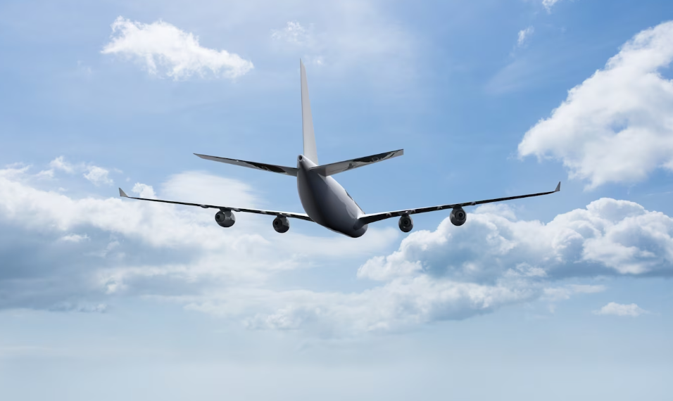 В январе 2024 года возобновятся авиарейсы из Ульяновска в Екатеринбург