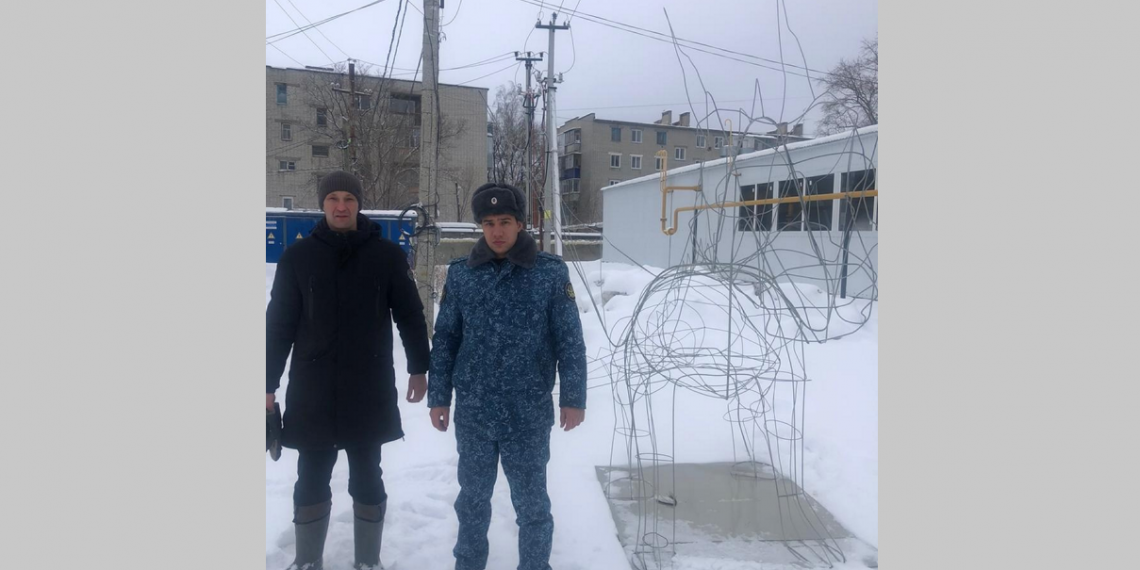 Осуждённые новоульяновской «двойки» подарили горожанам Дракона