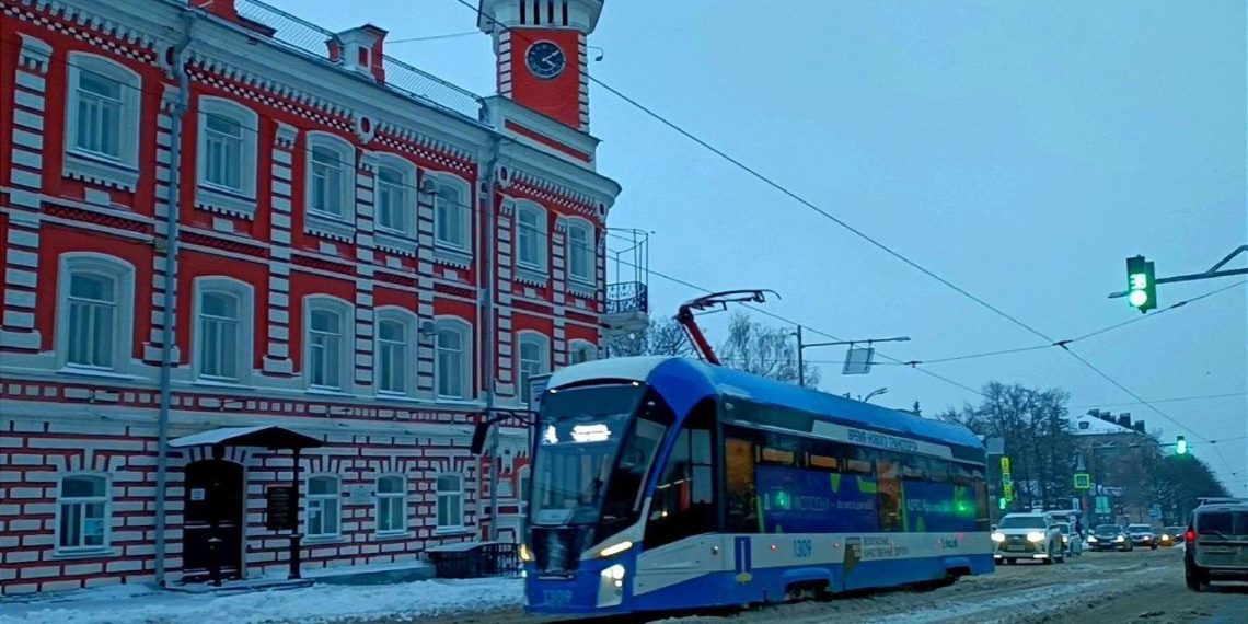 До трёх утра на Новый год в Ульяновске будут ходить трамваи и автобусы