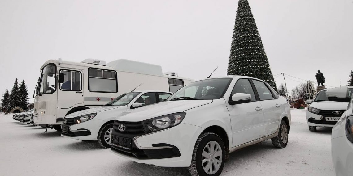 22 новых авто получили медики Ульяновской области