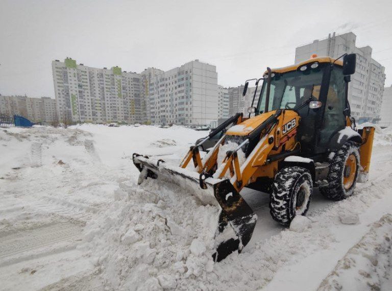 Ульяновск завален снегом, Русских назвал ситуацию экстраординарной