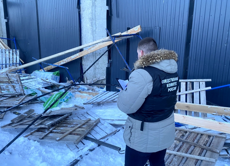 На станции Ульяновск-1 четверо рабочих упали со строительных лесов