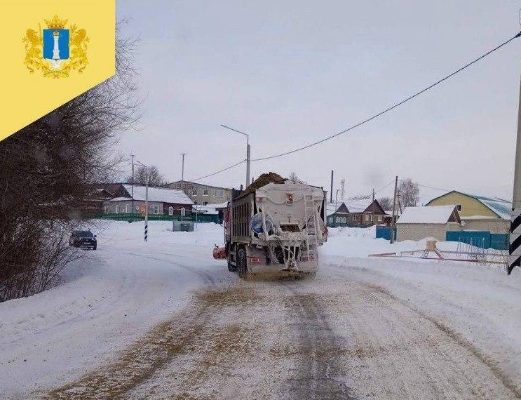 Автодороги в Ульяновской области убирают в усиленном режиме