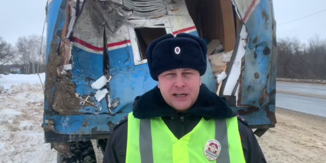 На трассе М5 под Ульяновском от большегруза оторвался прицеп и убил водителя встречной машины