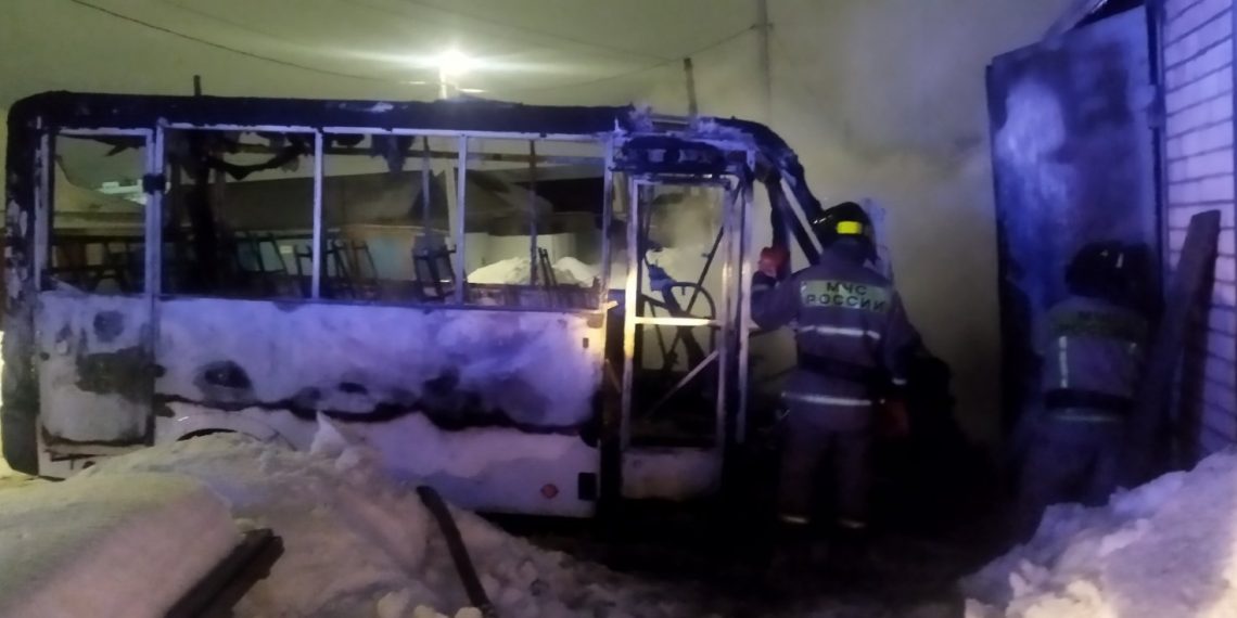 На улице Овражной в Ульяновске дотла сгорела «ГАЗель Next»