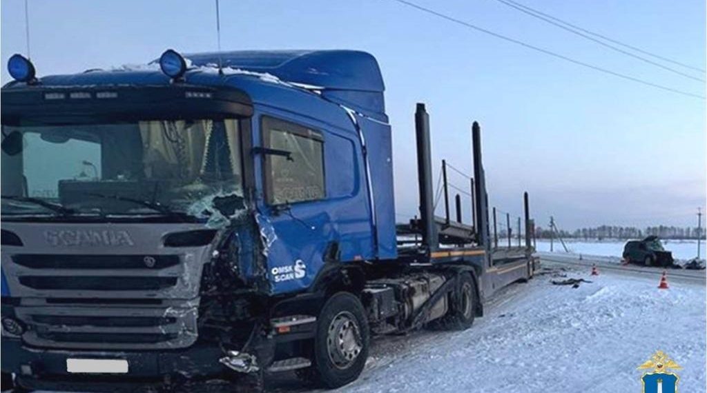 На трассе под Ульяновском водитель кроссовера нашёл свою смерть в столкновении с большегрузом