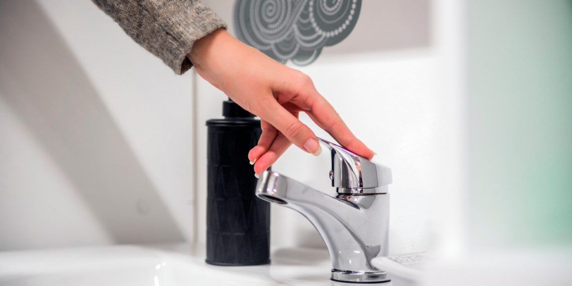 В Ульяновске на Московском шоссе и на Полбина отключили холодную воду