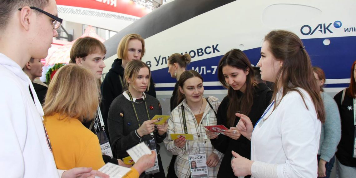 Ульяновские медики приняли более 100 пациентов на ВДНХ в Москве