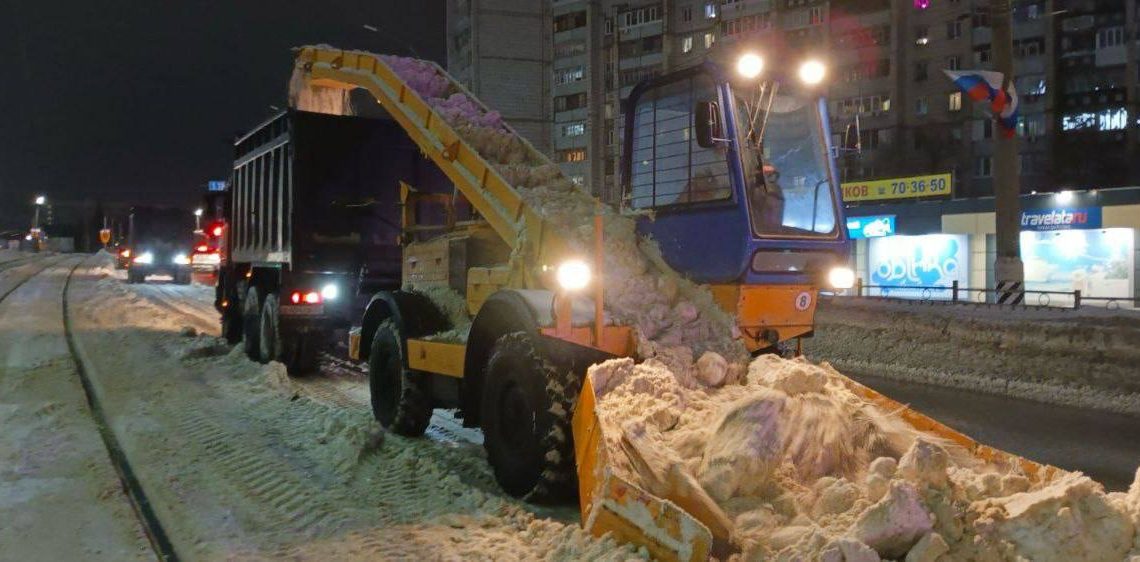 В мэрии Ульяновска заявили об усиленном режиме вывоза снега с территории города