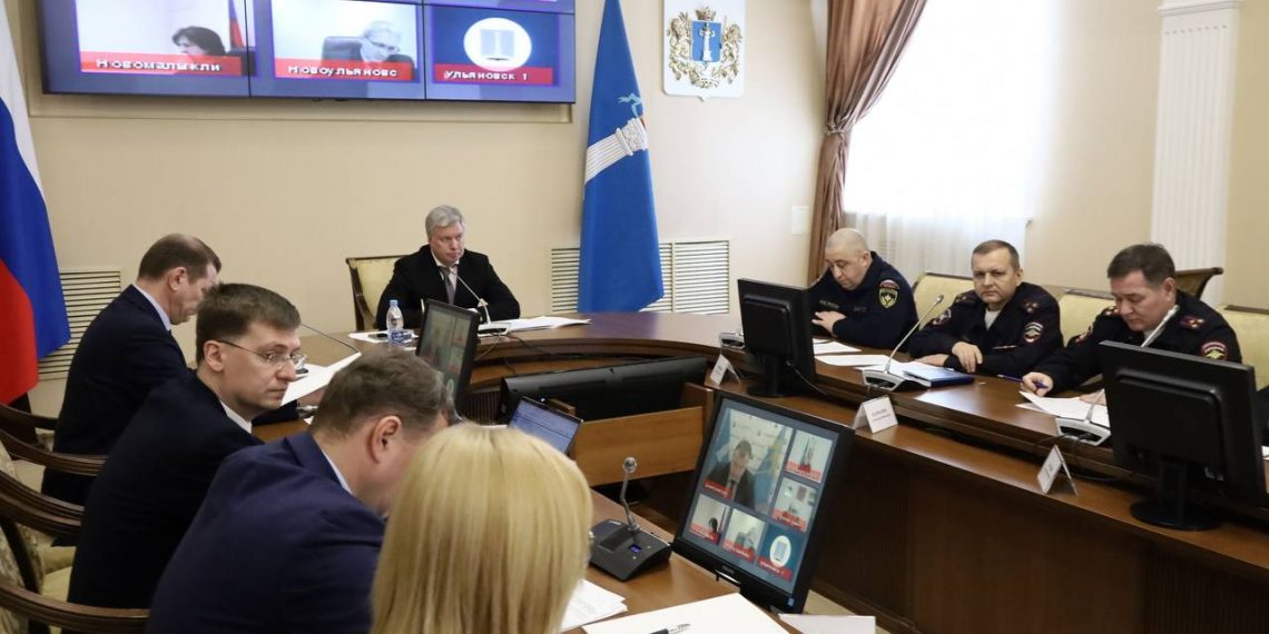 Режим повышенной готовности ввели в Ульяновской области из-за интенсивных снегопадов