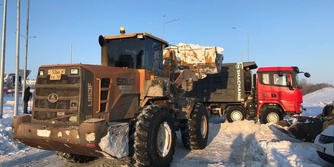 В мэрии рассказали, с каких улиц Ульяновска 10 февраля вывозят снег, а где расширяют дороги