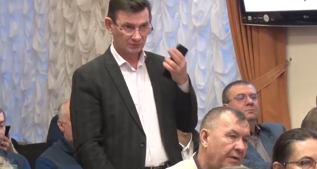 Болдакин уволил директора «Ульяновскэлектротранса» за сбои в движении