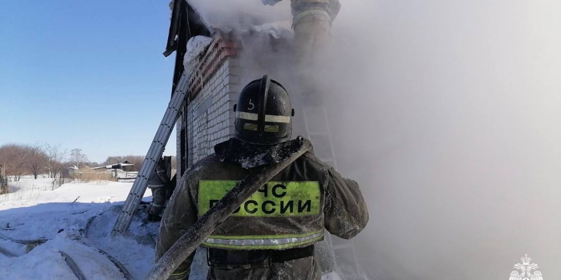 15 февраля при пожаре в Мелекесском районе погиб человек, личность которого сейчас устанавливается