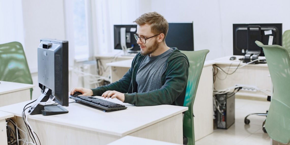 Стало известно, где в Ульяновске устроиться на 120 тысяч рублей