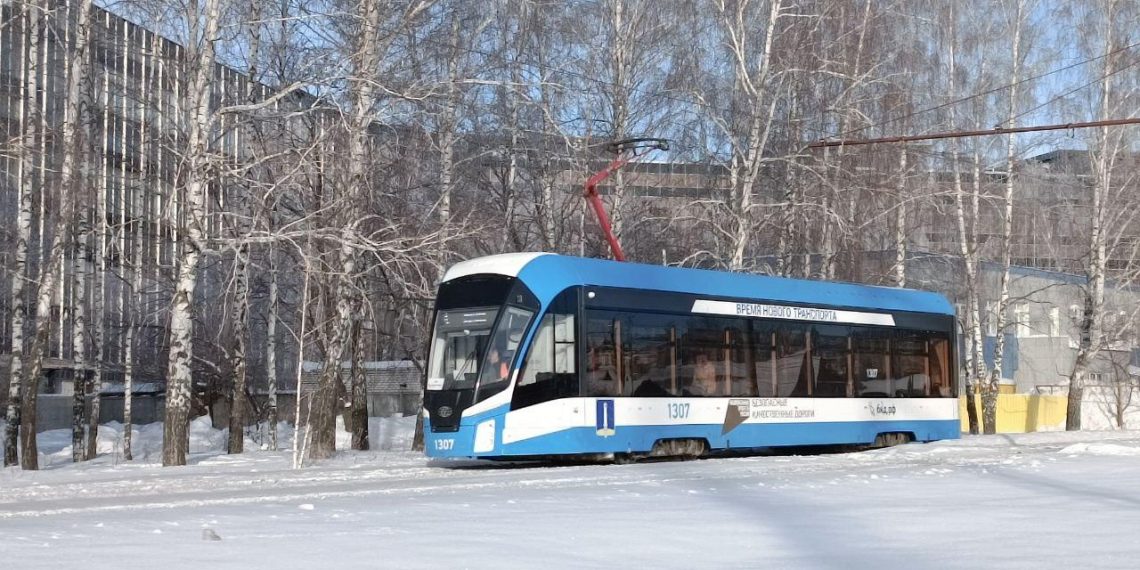 Движение трамваев на севере Ульяновска, закрытое накануне, восстановили