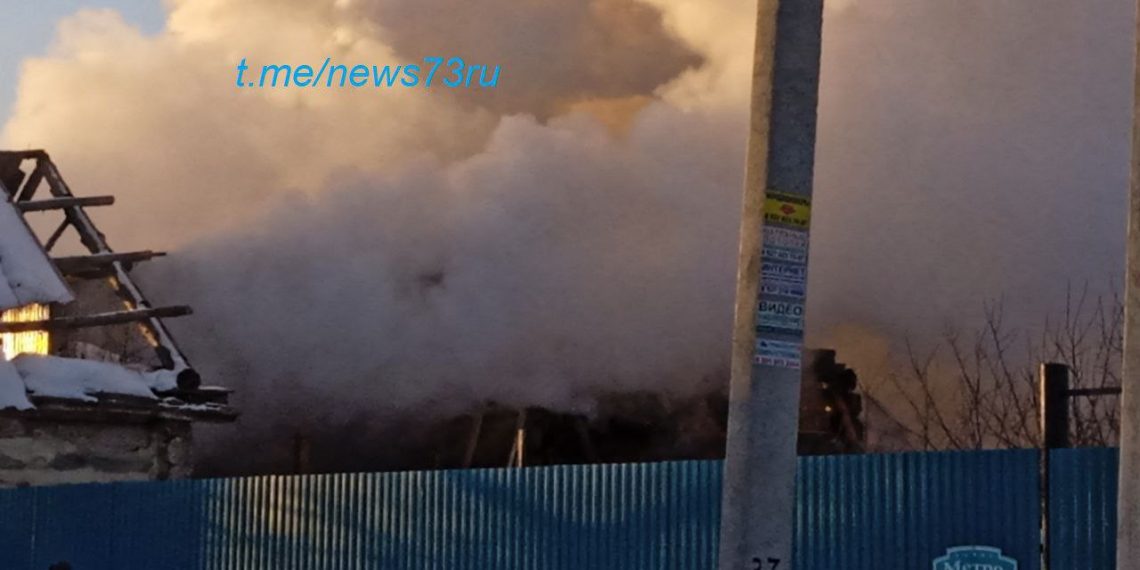 В Старой Кулатке сгорел дом многодетной семьи