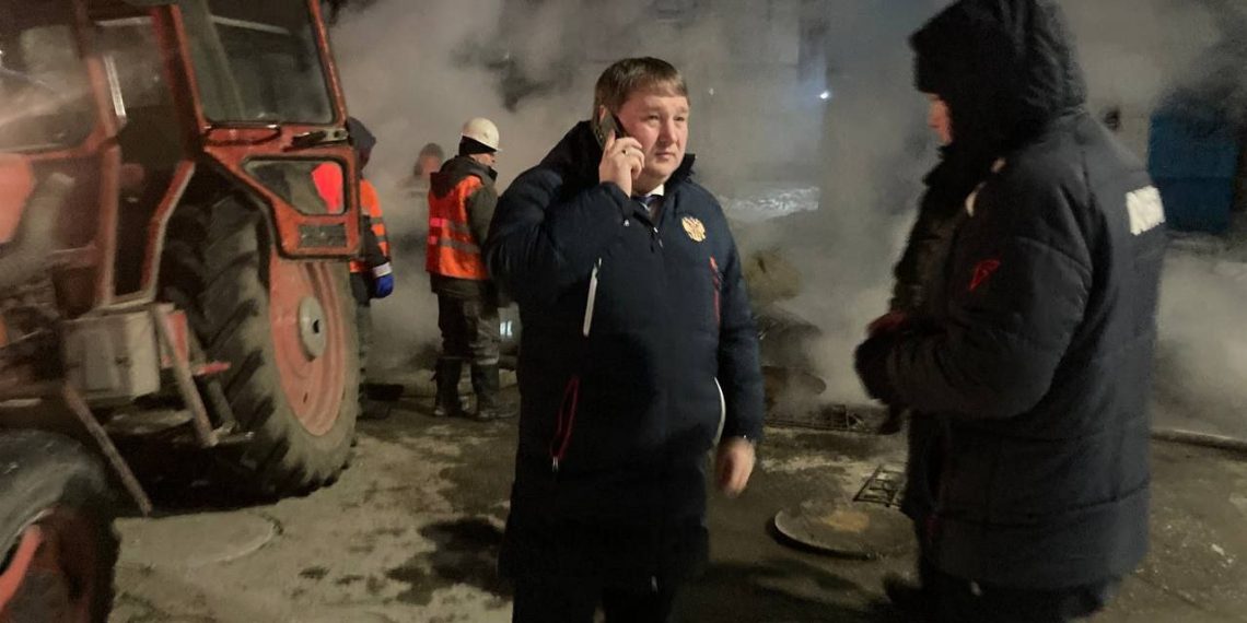 Ночью на Терешковой в Ульяновске прорвало теплотрассу