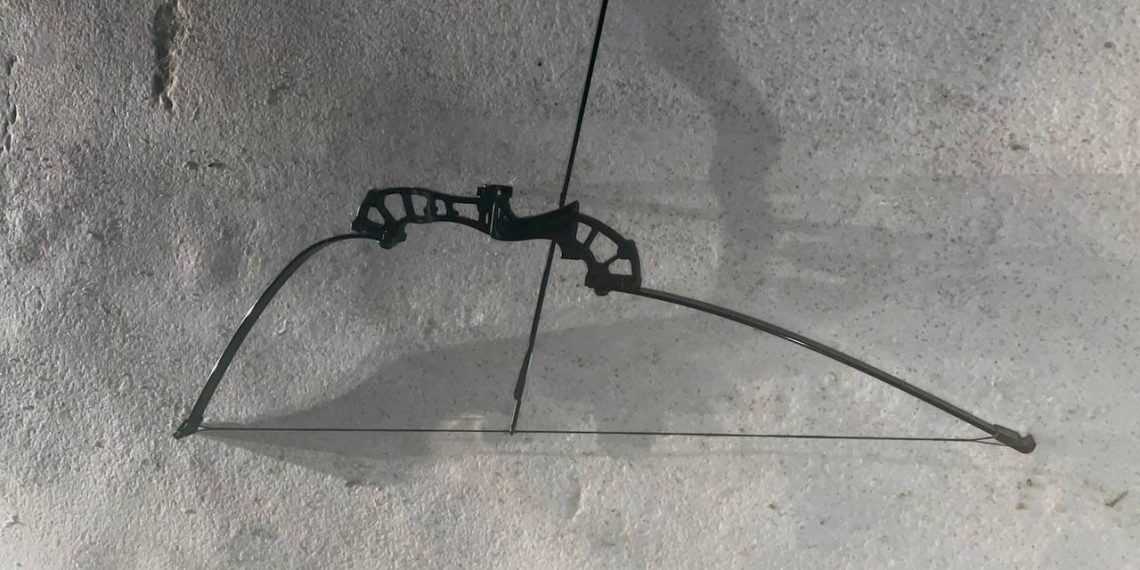 Сотрудники ульяновской ИК-9 «свинтили» стрелка-лучника при попытке переброса запрещёнки