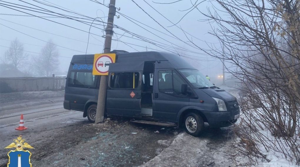 Число пострадавших в ДТП пассажиров ульяновской маршрутки увеличилось с 6 до 8