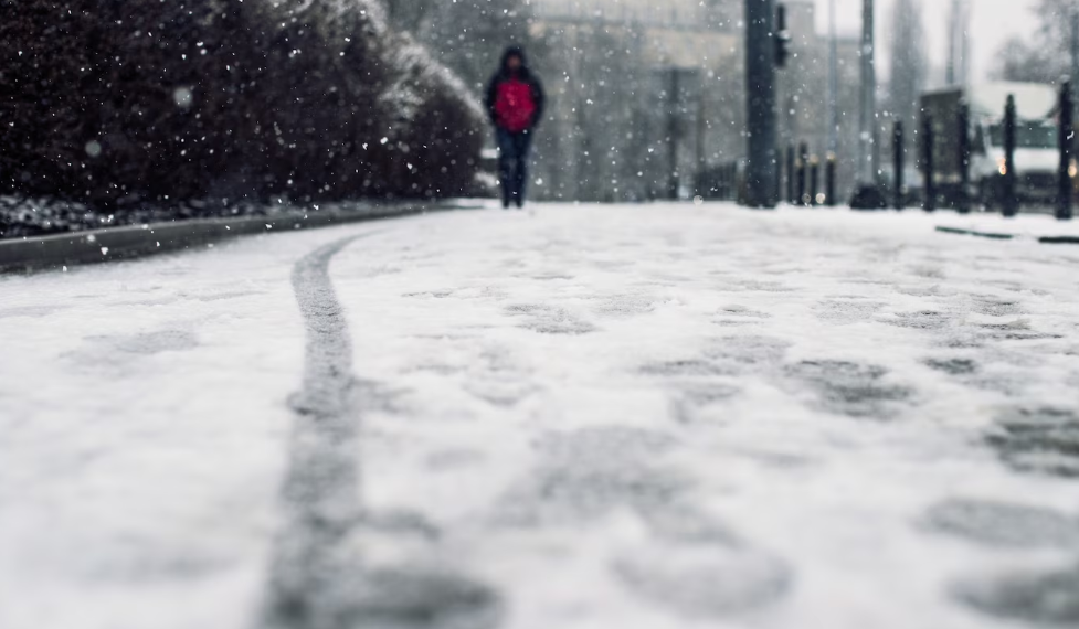 Школьники Димитровграда из-за погоды 27 марта останутся дома