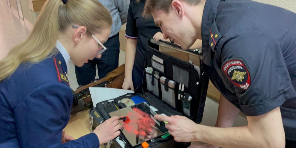 С кадетов ульяновского Следкома сняли отпечатки пальцев