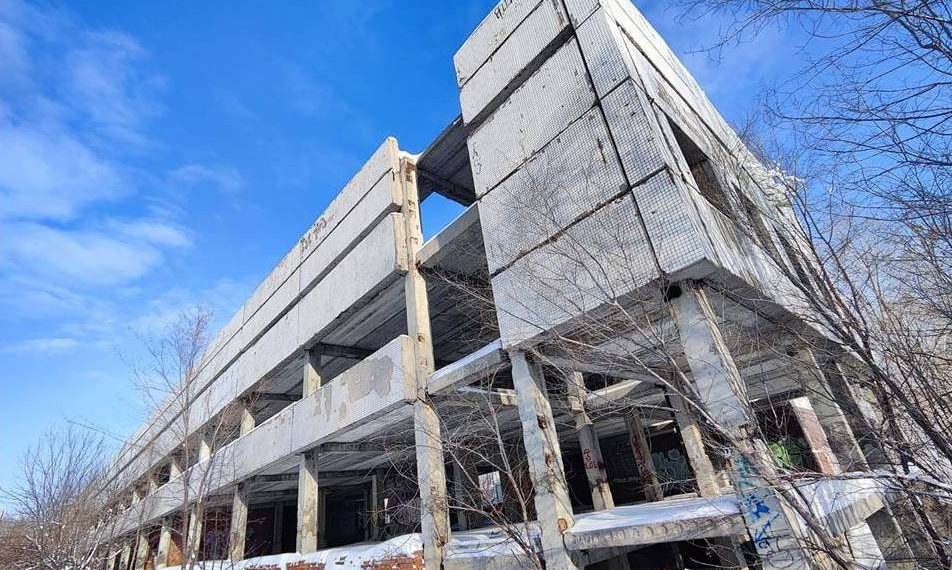 Опасные недострои разбирают в Заволжском районе Ульяновска