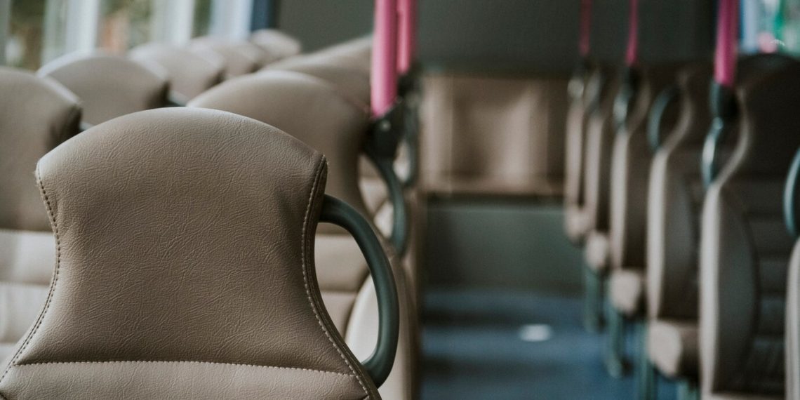 Работник ульяновского АО «Контактор» покалечился в служебном автобусе